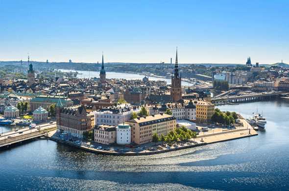 Genom att välja Nordea som bank kan företag i Göteborgsområdet få tillgång till Brf-lån med förmånliga villkor. Brf-lån hjälper företag att finansiera renoveringar, underhåll och andra projekt för bostadsrättsföreningar. Lånen kan användas till exempelvis fasadrenoveringar, takprojekt eller installation av energieffektiva lösningar.